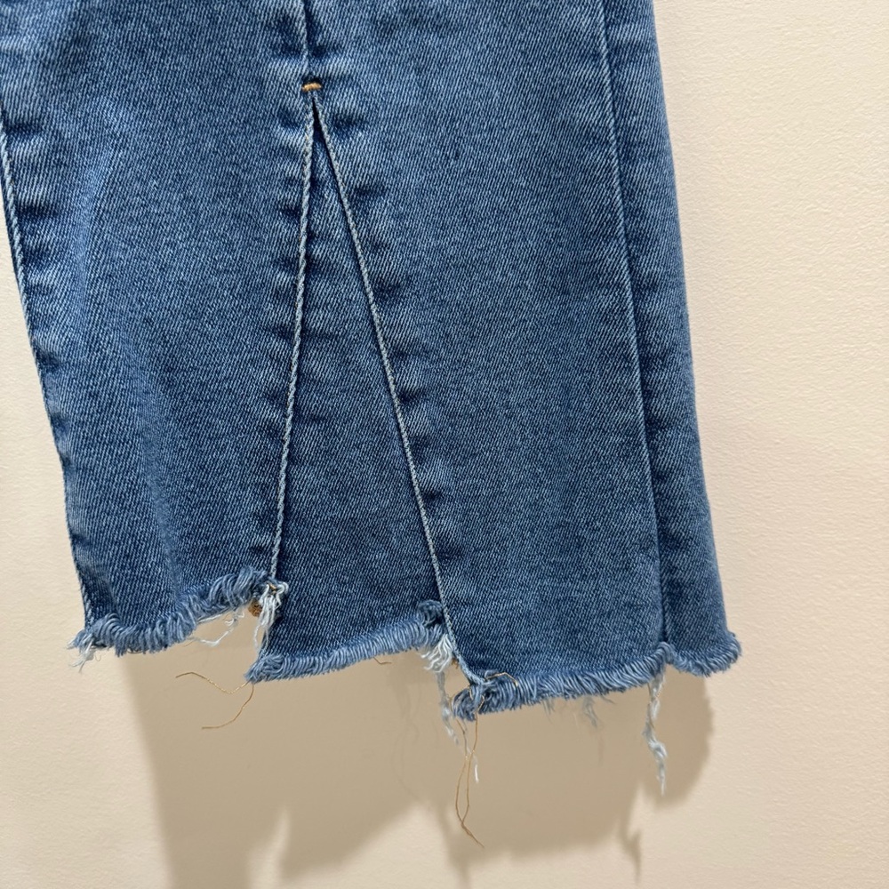Good American Cropped Split Hem Flare Jeans Medium Wash Size 10/30 - Picture 3 of 13